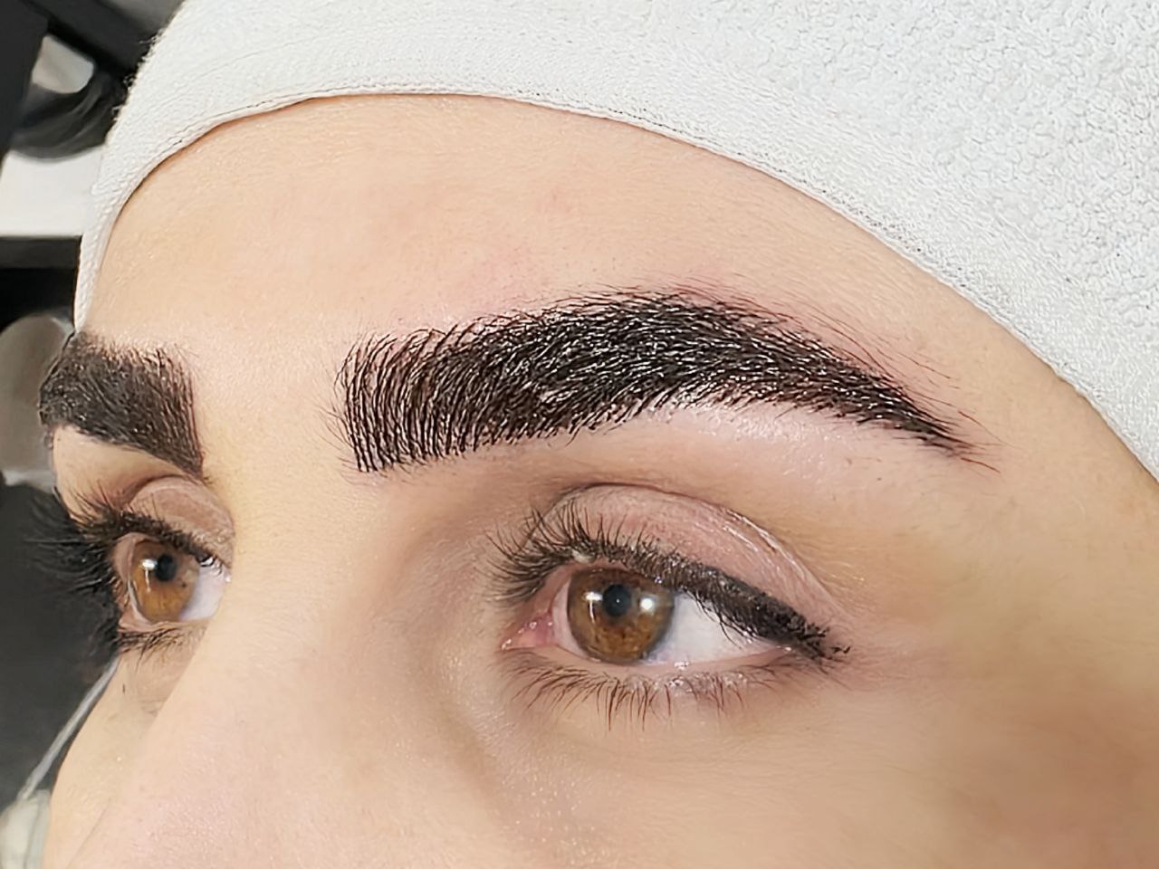 میکروبیلدینگ ابرو